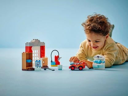 LEGO DUPLO McQueen's Visit to Doc's Garage 10456 Building Set (35 Pieces) - View 5