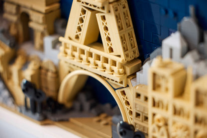 LEGO Architecture Paris City of Love Building Set (958 Pieces, Ages 18+) - View 11
