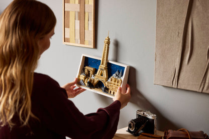 LEGO Architecture Paris City of Love Building Set (958 Pieces, Ages 18+) - View 8