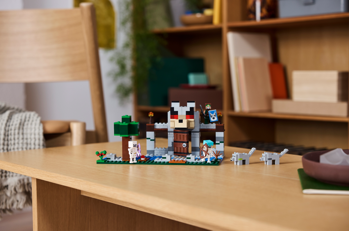 LEGO Minecraft The Wolf Stronghold 21261 Building Set (312 Pieces) - View 10