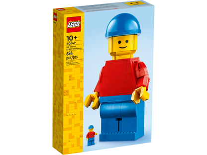 LEGO Minifigures Up-Scaled LEGO Minifigure 40649 Building Set (654 Pieces) - View 2