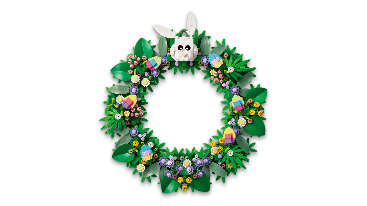 LEGO Spring Wreath 40957 Building Set (747 Pieces) - View 3