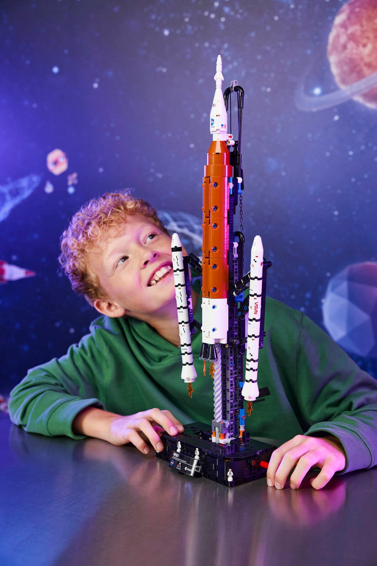 LEGO Technic NASA Artemis Space Launch System Rocket 42221 Building Set (632 Pieces) - View 10