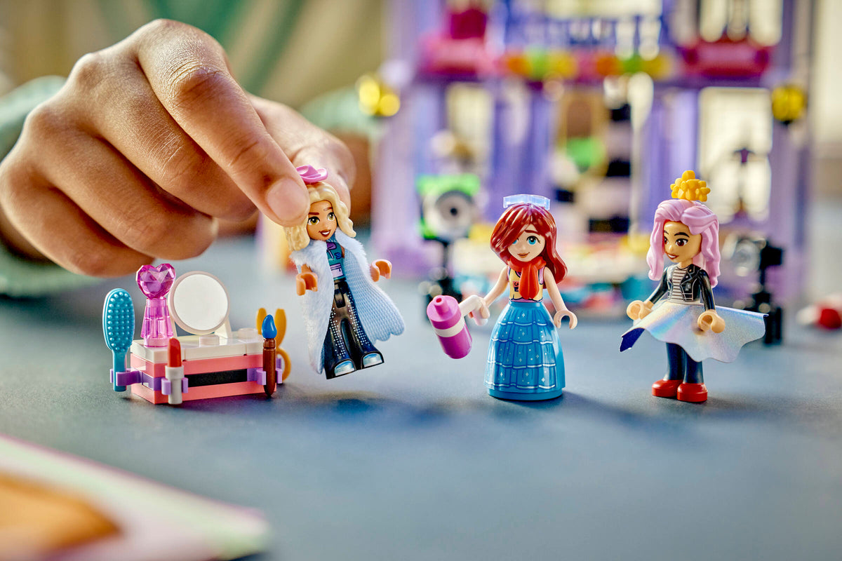 LEGO Friends Heartlake City Fashion Show 42685 Building Set (410 Pieces) - View 8