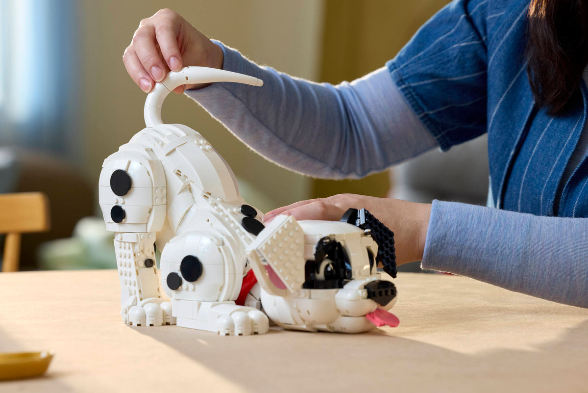 LEGO Disney 101 Dalmatians Puppy Building Set (1,722 Pieces, Ages 18+) - View 6