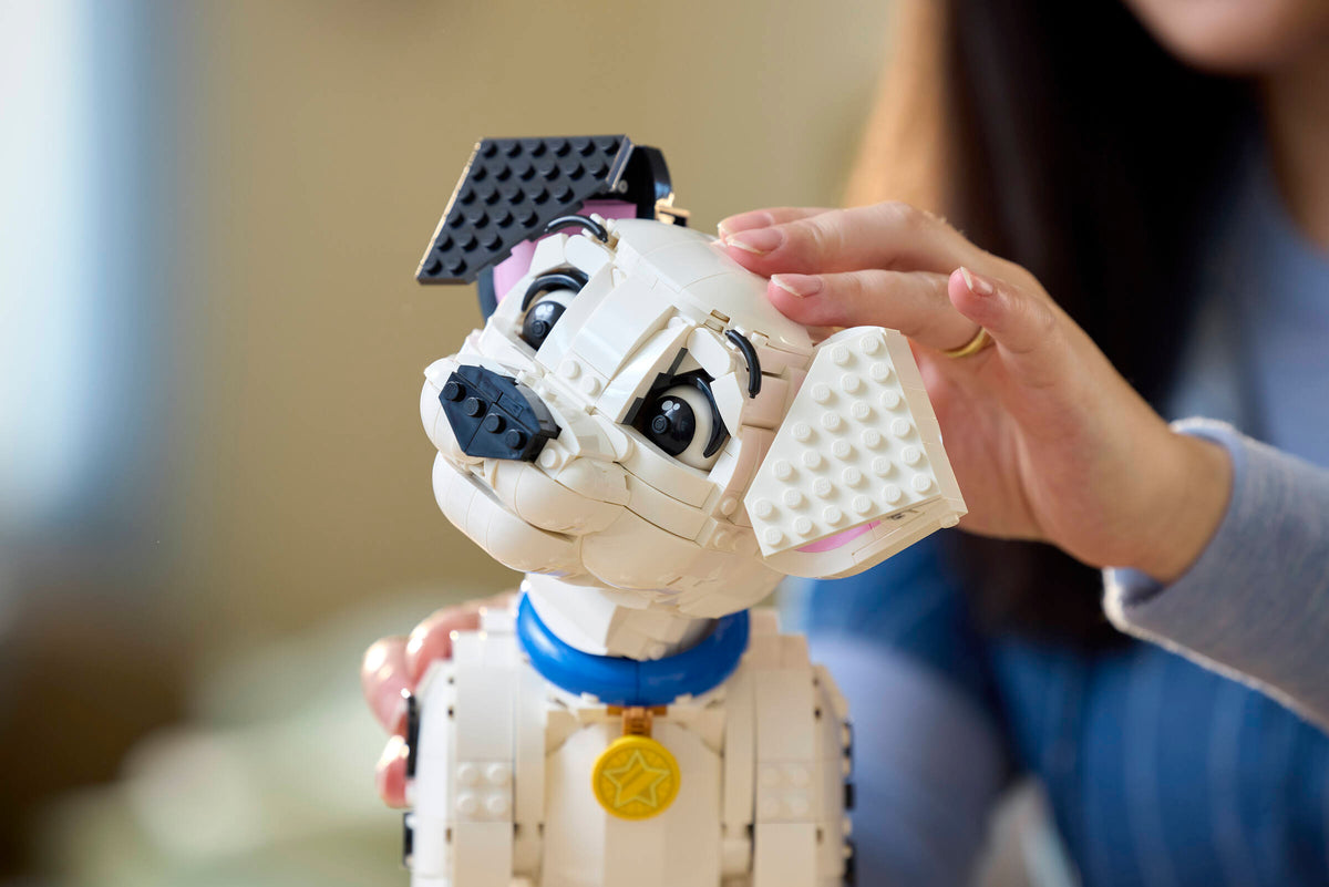 LEGO Disney 101 Dalmatians Puppy Building Set (1,722 Pieces, Ages 18+) - View 7