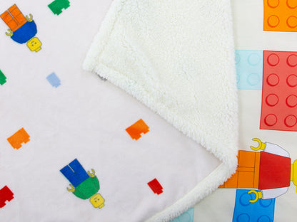 LEGO Masterbrand Sherpa Backed Throw Blanket 5009899 (Ages 7+) - View 2