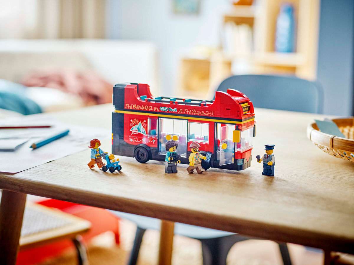 LEGO City Red Double-Decker Sightseeing Bus 60407 Building Set (384 Pieces) - View 11