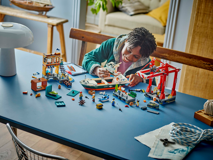 LEGO City Seaside Harbor with Cargo Ship 60422 Building Set (1,226 Pieces) - View 11