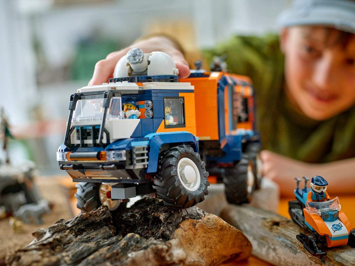 LEGO City Arctic Explorer Science Lab Truck Building Set (1,064 Pieces, Ages 8+) - View 7
