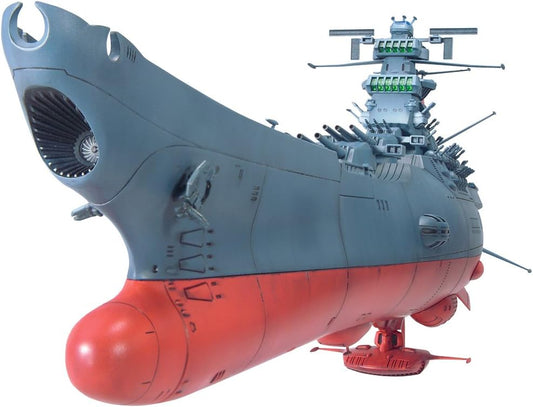 Assembled 1/500 scale space battleship model with long hull and main gun turrets
