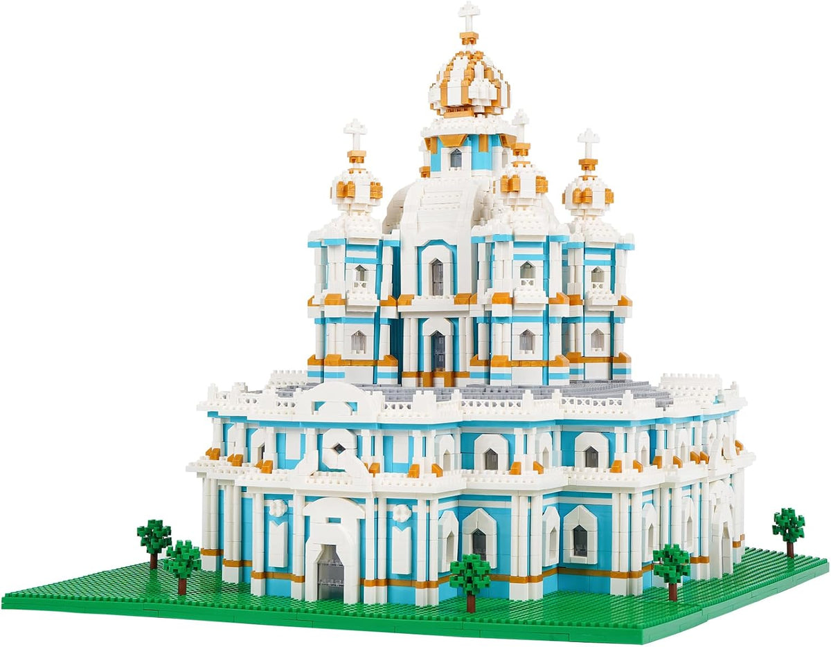 Micro brick model of Notre Dame de Paris cathedral with twin towers – view 7