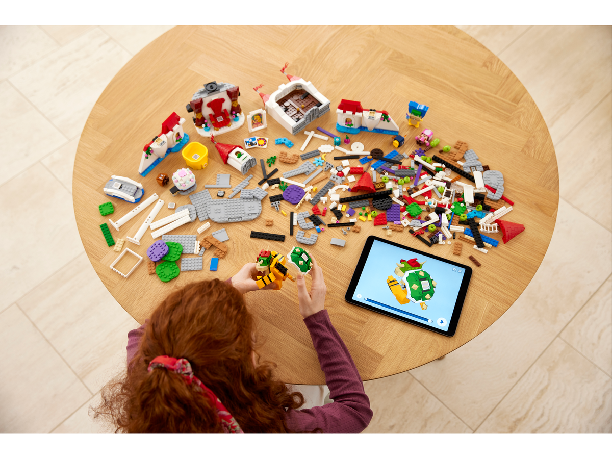 LEGO Super Mario Peach's Castle Expansion Set 71408 Building Set (1,216 Pieces) - View 6