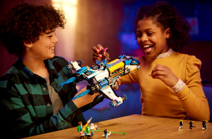 LEGO DREAMZzz Mr. Oz's Spacebus 71460 Building Set with 2 Minifigures (878 Pieces) - View 7