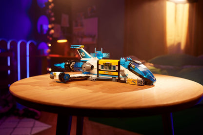 LEGO DREAMZzz Mr. Oz's Spacebus 71460 Building Set with 2 Minifigures (878 Pieces) - View 9