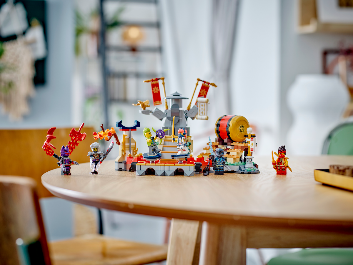 LEGO NINJAGO Tournament Battle Arena 71818 Building Set (659 Pieces) - View 10