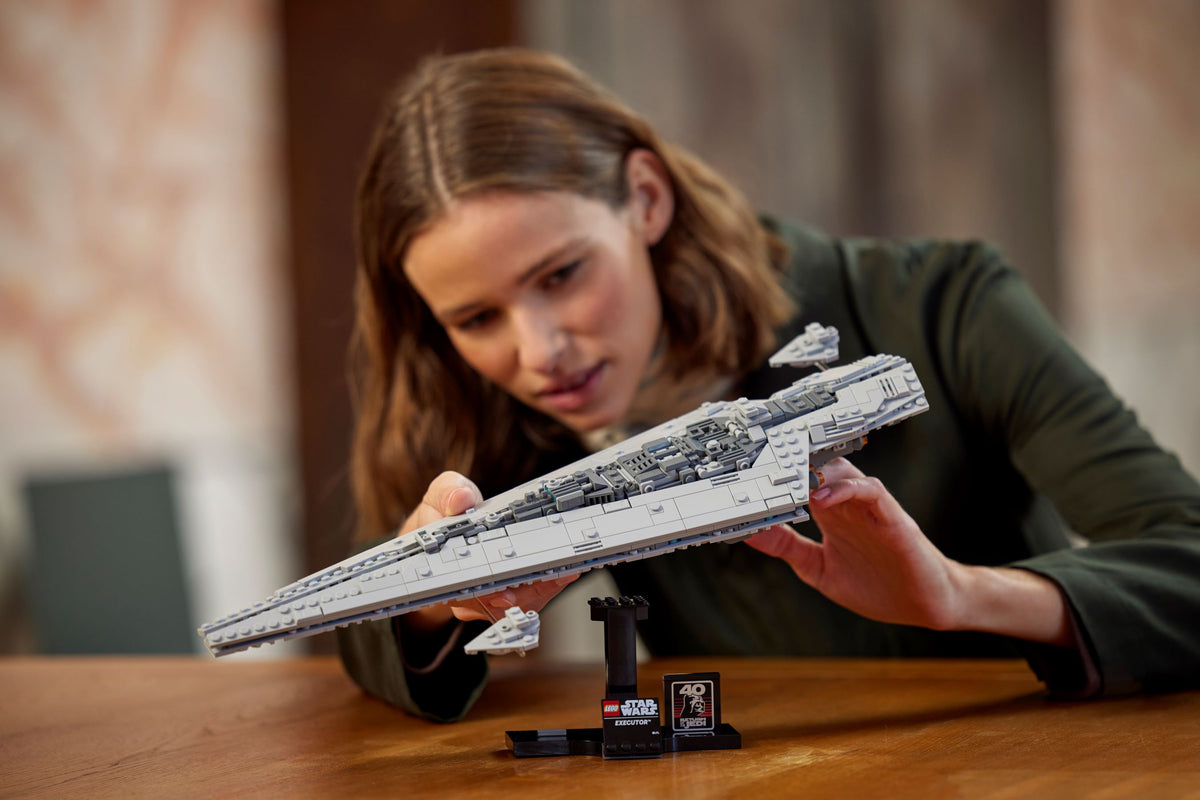 LEGO Star Wars Executor Super Star Destroyer 75356 Building Set for Adults (630 Pieces) - View 8