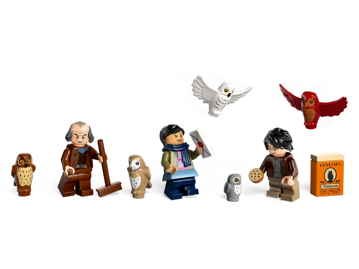 LEGO Harry Potter Hogwarts Castle Owlery 76430 Building Set (364 Pieces) - View 7