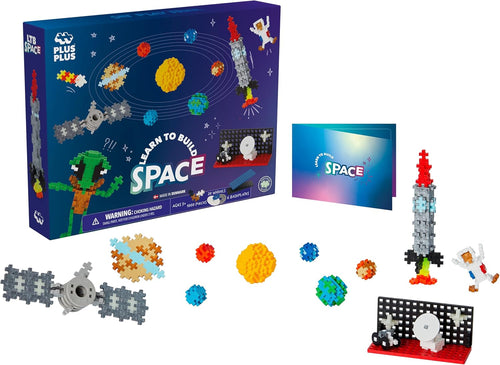 Small interlocking pieces built into a rocket and astronaut