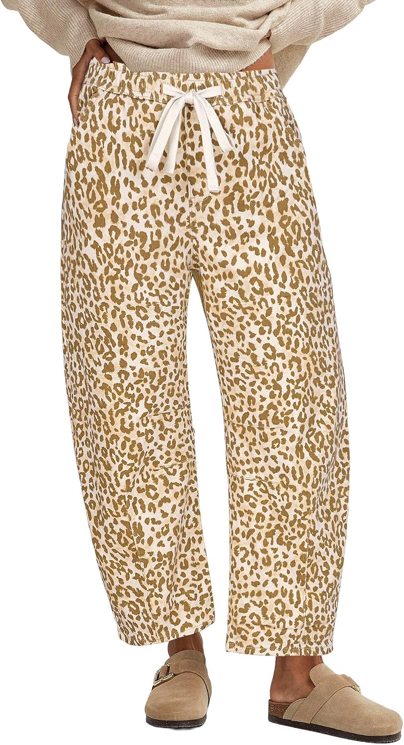Women's Leopard Print Barrel Jeans - High Waisted Pull On Cropped Wide Leg Stretch Denim for Autumn - Small
