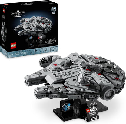 Built starfighter with armored hunter, mechanic, creature and droid figures – view 9