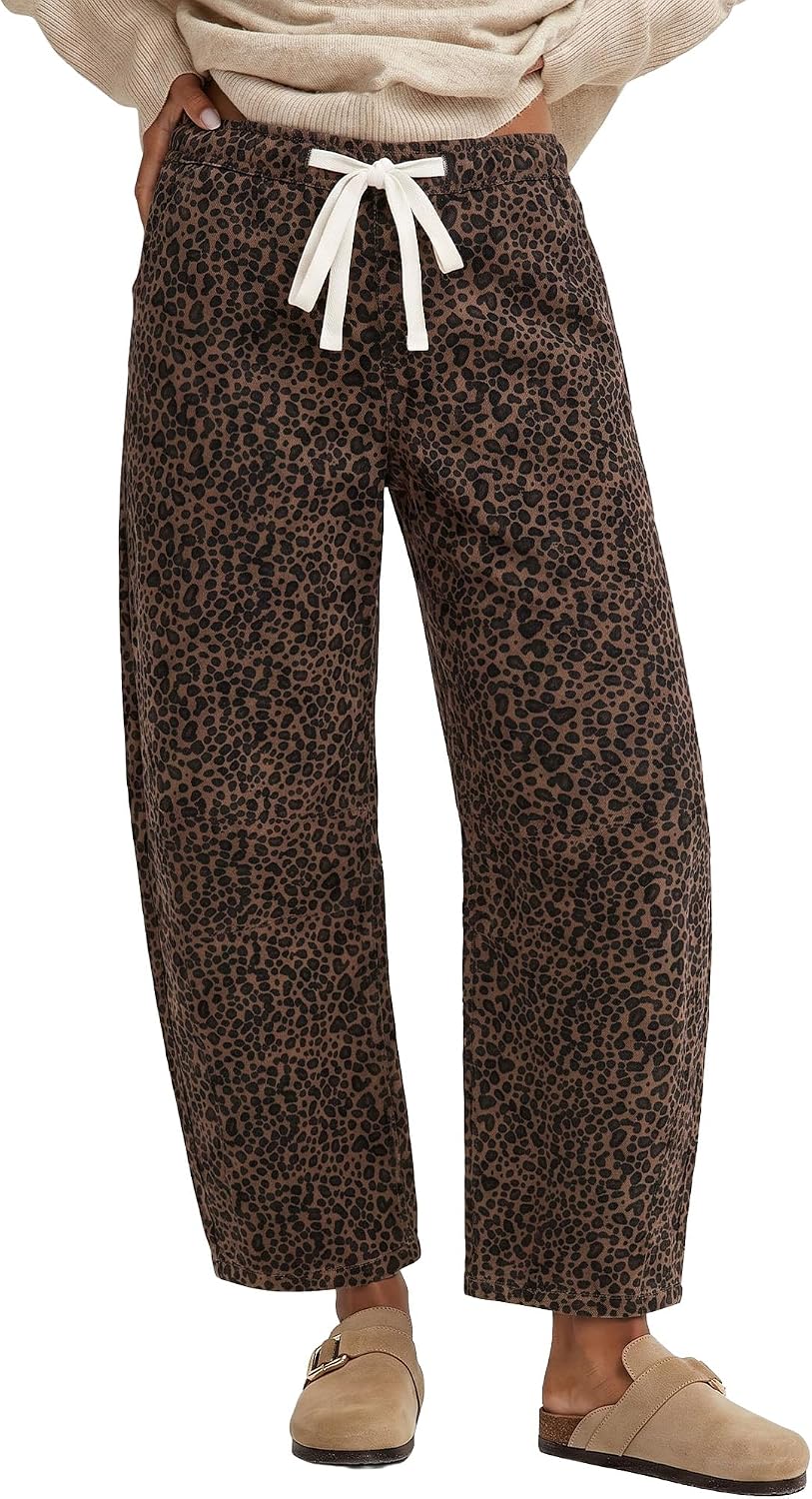 Women's Leopard Print Barrel Jeans - High Waisted Pull On Cropped Wide Leg Stretch Denim for Autumn - Small (14)