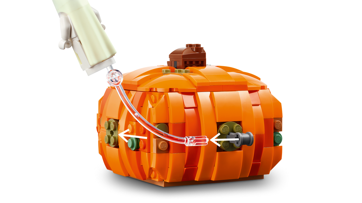 LEGO Halloween Pumpkin Lantern 40872 Building Set (323 Pieces) - View 9