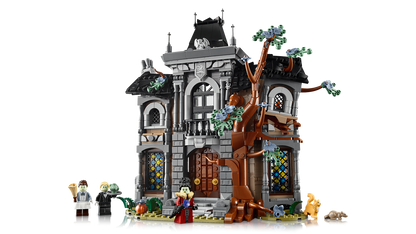 LEGO Icons Mayor Manor 11383 Building Set for Adults (1,420 Pieces) - View 4
