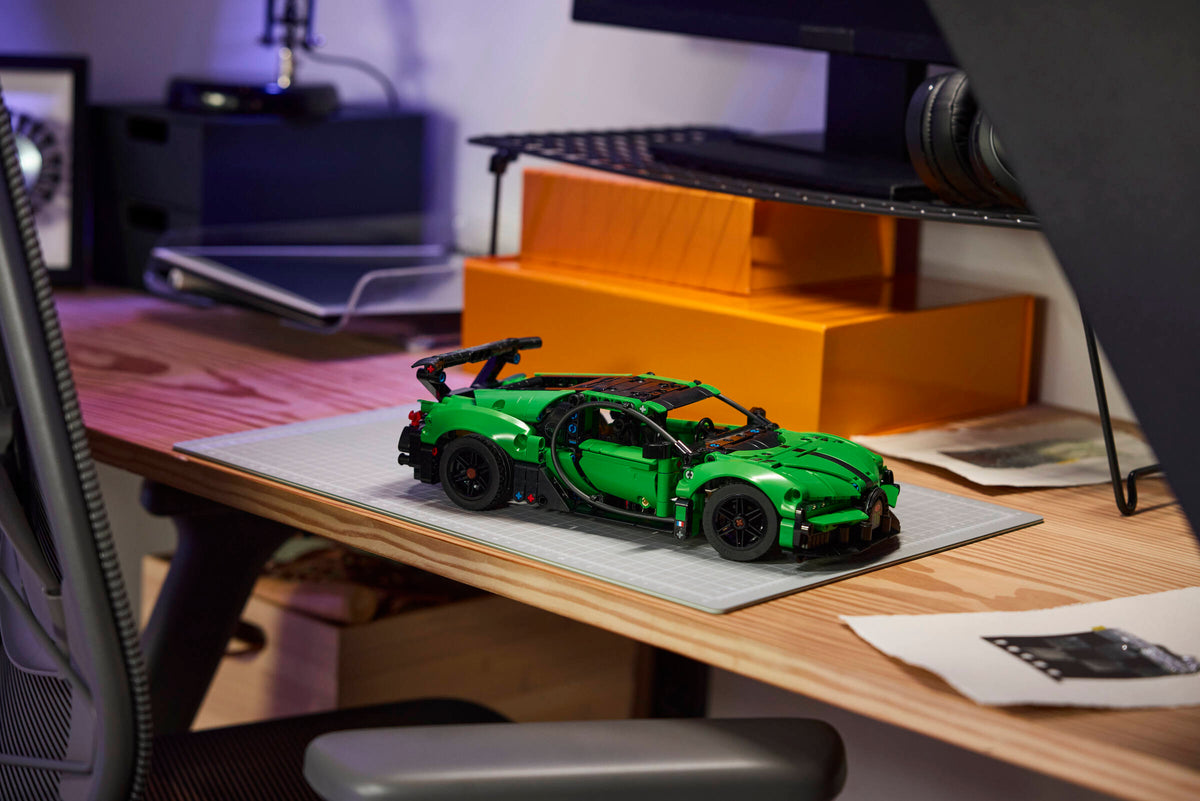 LEGO Technic Bugatti Chiron Pur Sport Hypercar Building Set (771 Pieces, Ages 9+) - View 19