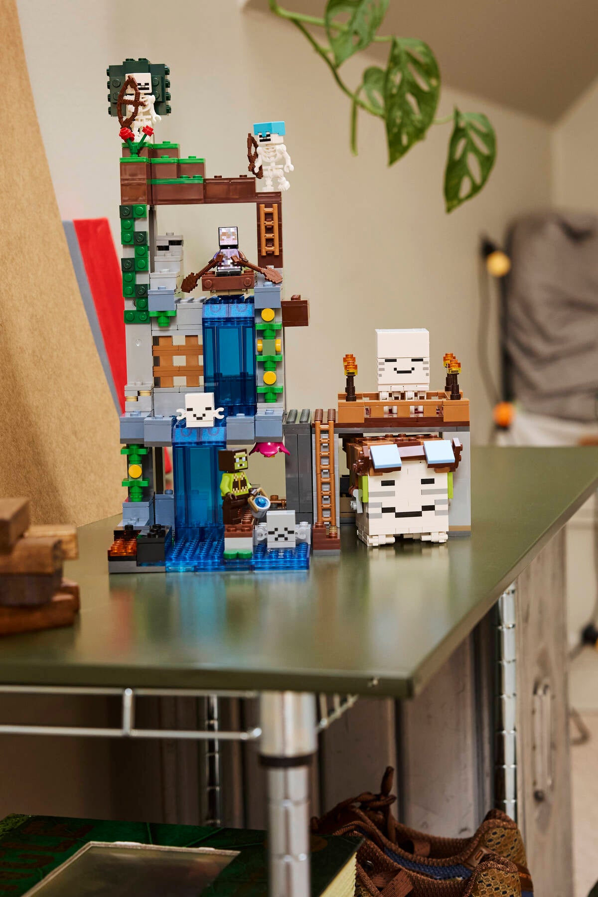 LEGO Minecraft Ghast Station 21597 Building Set (754 Pieces) - View 12