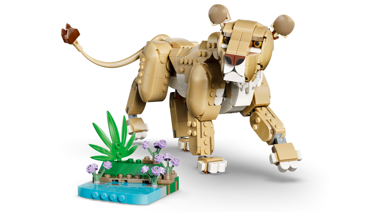 LEGO Creator 3-in-1 Wild Animals: Majestic Lion 31386 Building Set (839 Pieces) - View 5