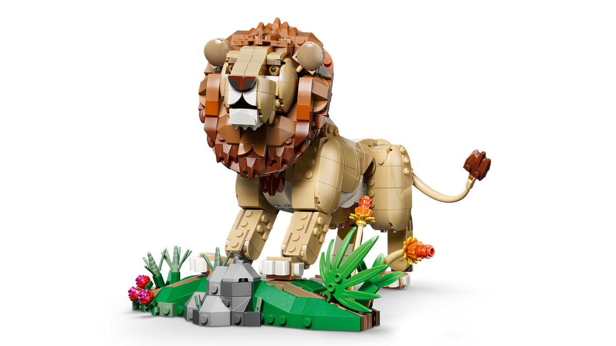 LEGO Creator 3-in-1 Wild Animals: Majestic Lion 31386 Building Set (839 Pieces) - View 7