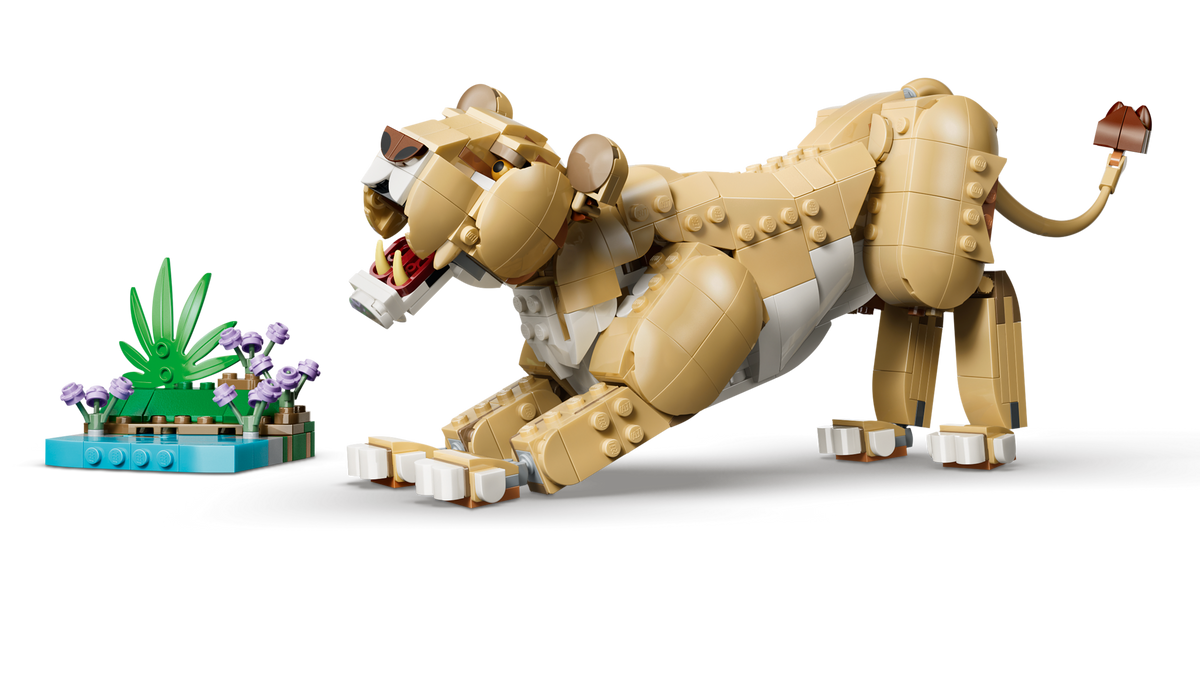 LEGO Creator 3-in-1 Wild Animals: Majestic Lion 31386 Building Set (839 Pieces) - View 9