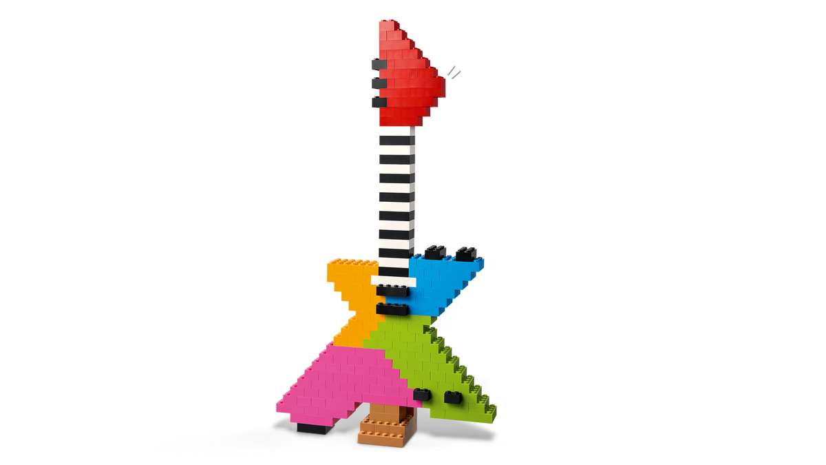 LEGO Classic Creative Colorful Bricks Building Set (820 Pieces, Ages 5+) - View 16