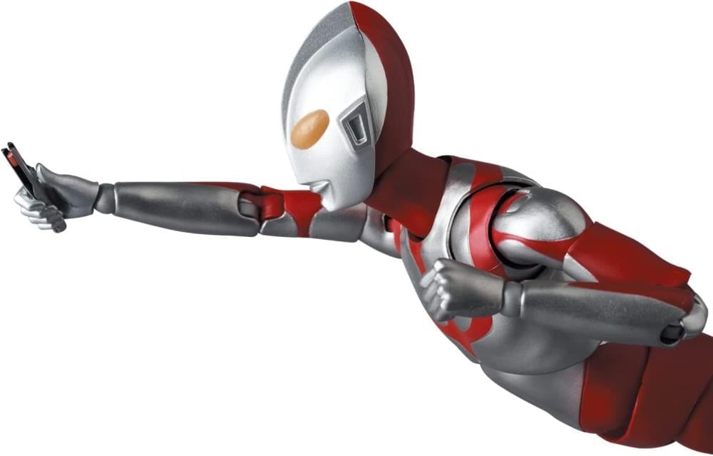 Medicom Toy MAFEX No.207 Shin Ultraman Ultraman Deluxe Ver. Plastic Action Figure, 6.3-Inch - View 16