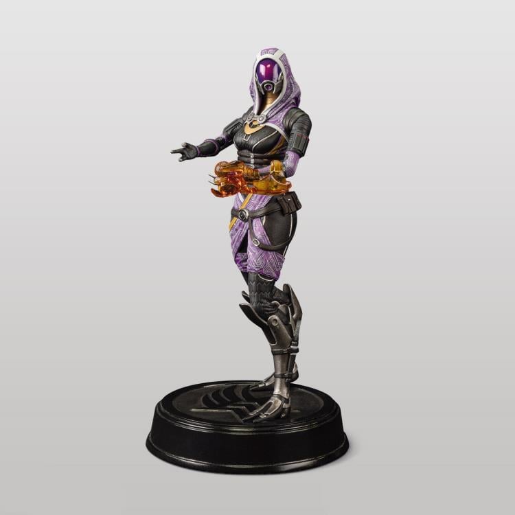 Dark Horse Mass Effect Tali'Zorah 8.5-Inch PVC Figure - View 4