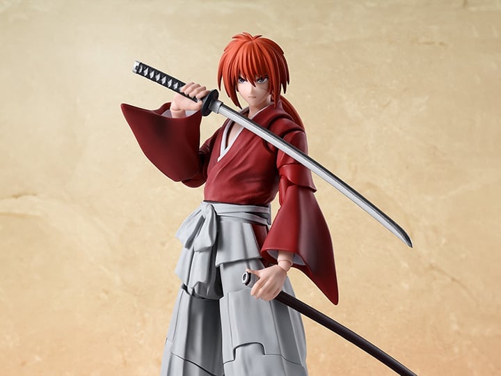 Bandai S.H.Figuarts Rurouni Kenshin: Meiji Swordsman Romantic Story Kenshin Himura 5.3-Inch Action Figure - View 2