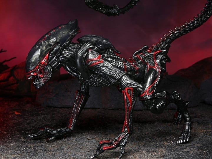 NECA Aliens Kenner Tribute Night Cougar Alien 7-Inch Action Figure - View 2