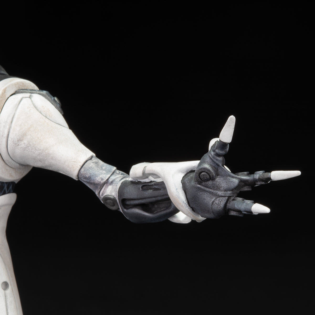 Dark Horse Mass Effect Mordin Solus 9-Inch PVC Figure - View 13