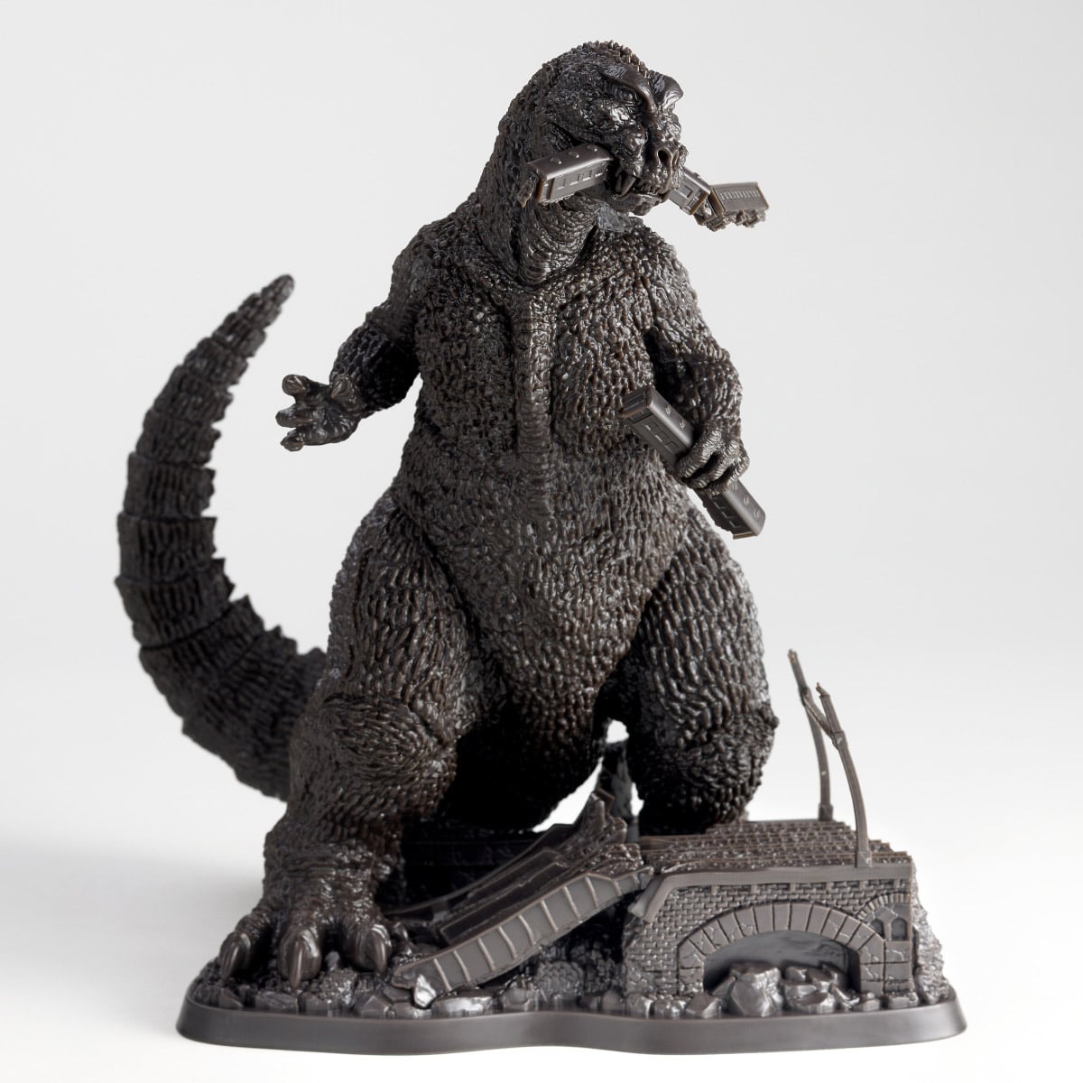 Kaiyodo Godzilla (1954) Artpla Sculpture Works Godzilla Re:Imagination Model Kit (Reissue) - View 7