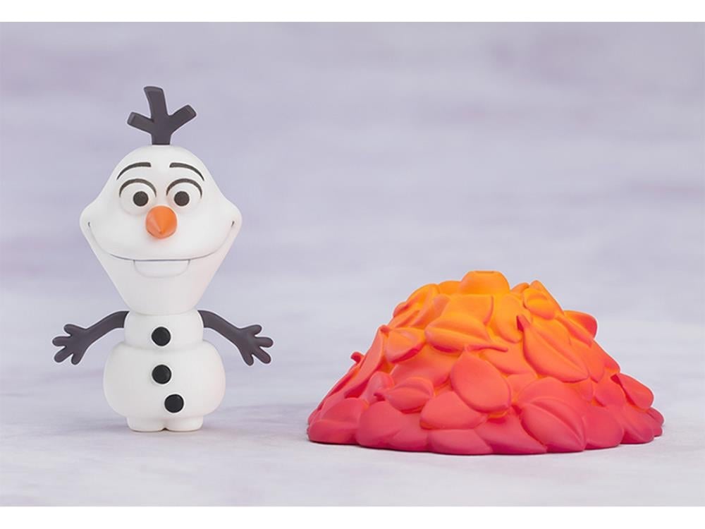 Good Smile Disney Frozen 2 Nendoroid No.1442 Anna (Travel Costume Ver.) Figure 4-Inch - View 5