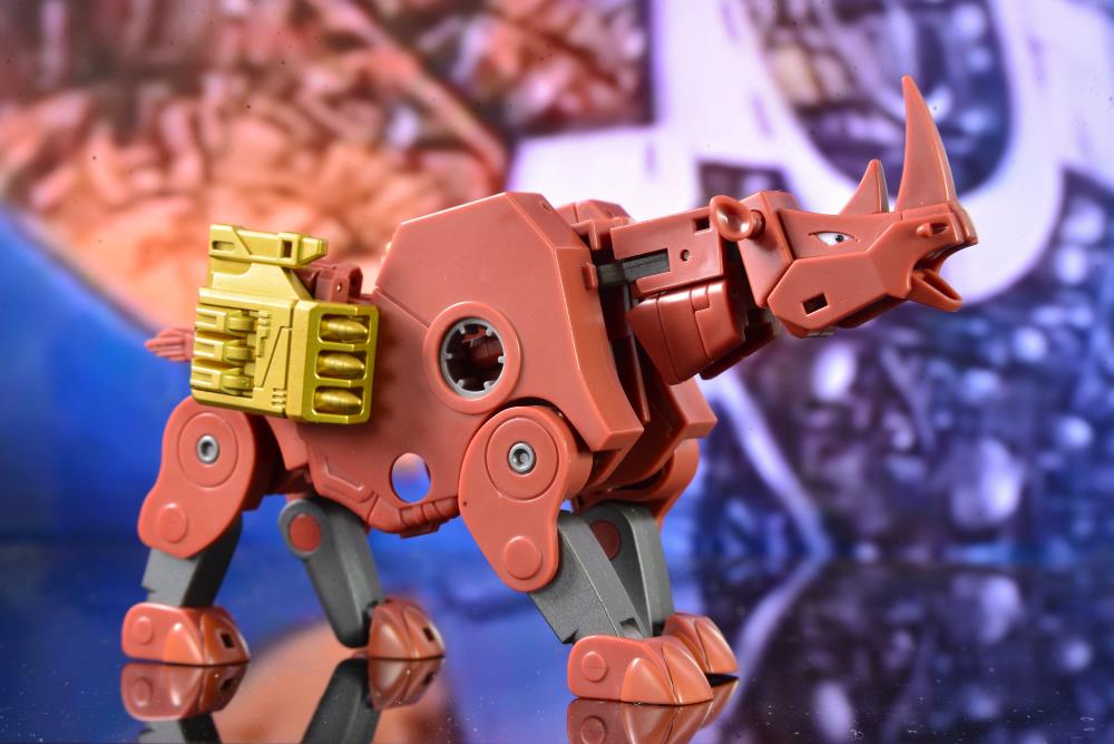 Mastermind Creations ReMix Series RMX-13 Forte ABS Figure - View 6