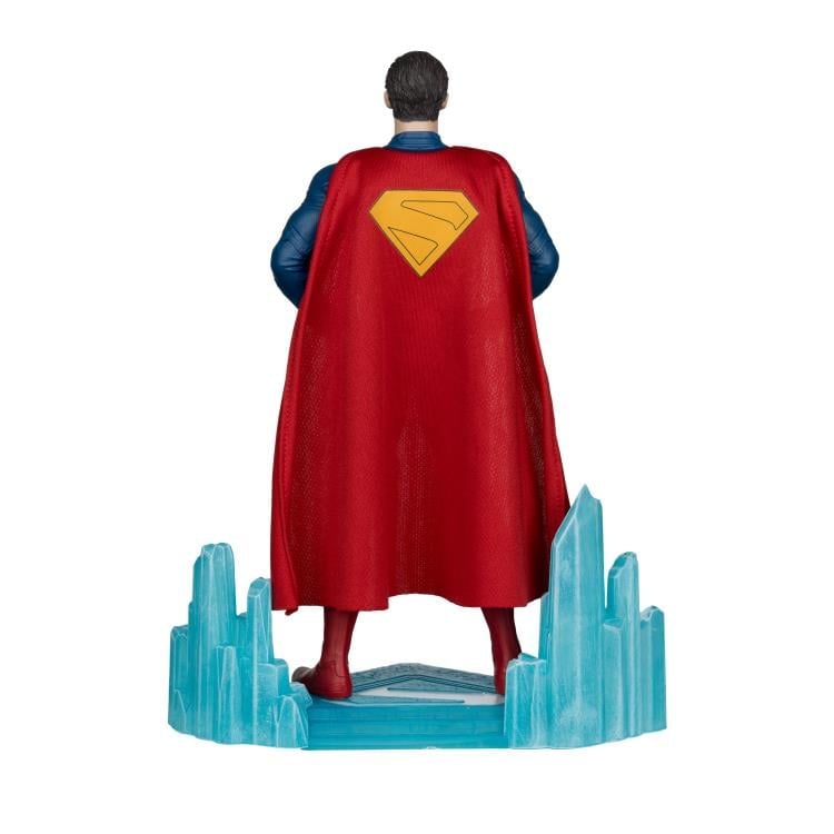McFarlane Toys DC Multiverse Superman (2025) Superman 1/6 Scale 11-Inch Statue - View 5