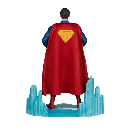 McFarlane Toys DC Multiverse Superman (2025) Superman 1/6 Scale 11-Inch Statue - View 5