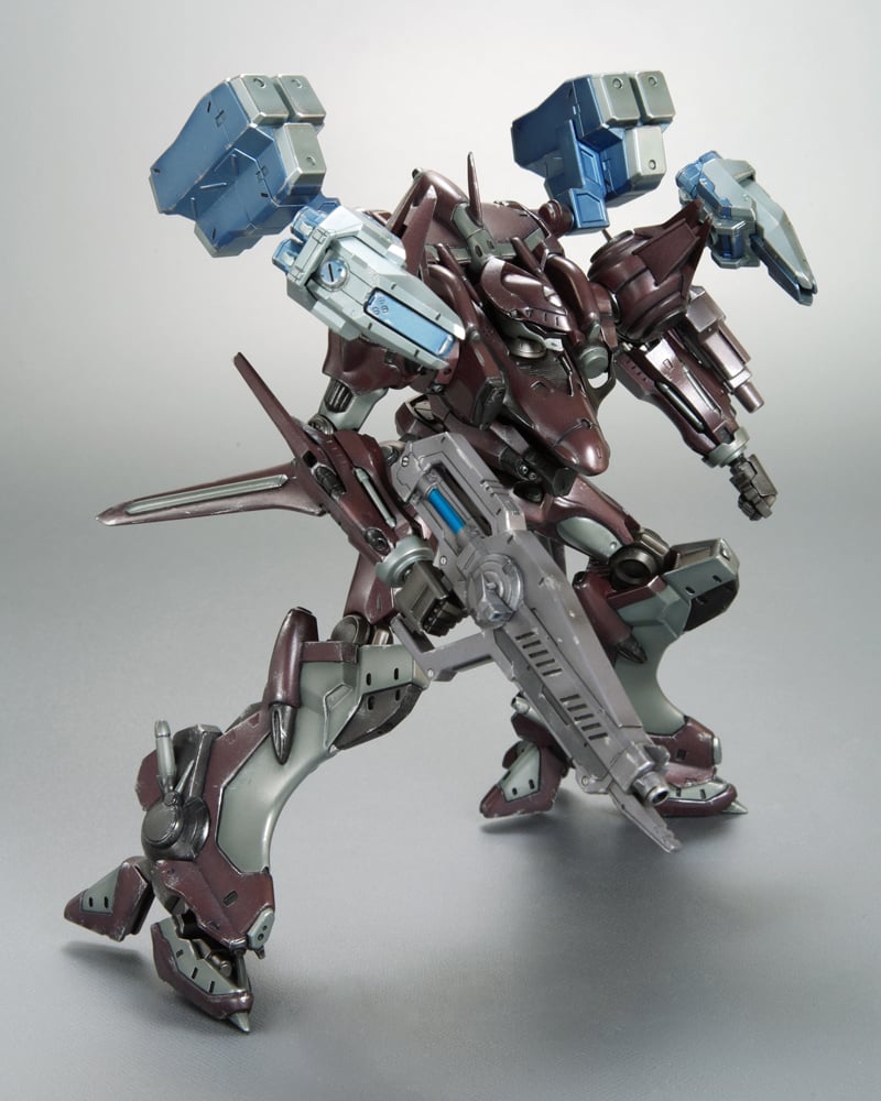 Kotobukiya Armored Core 3: Silent Line Variable Infinity Mirage C02-Uranus 1/72 Scale Model Kit - View 5