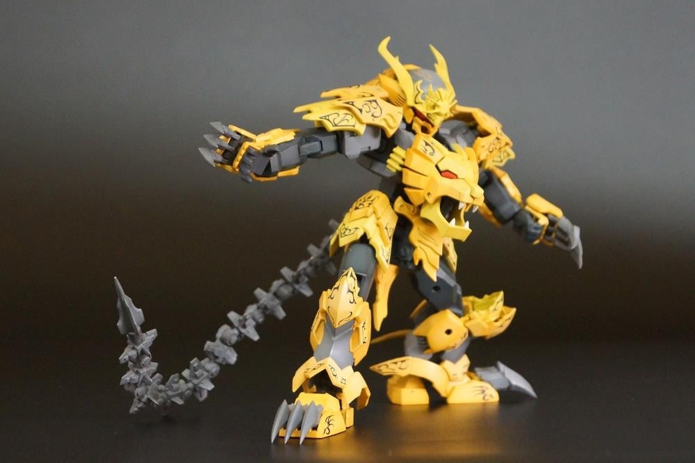 Plum PLA-ACT 17 Gaou Armor (Decoration Ver.) Plastic Model Kit, 5.51-Inch - View 7