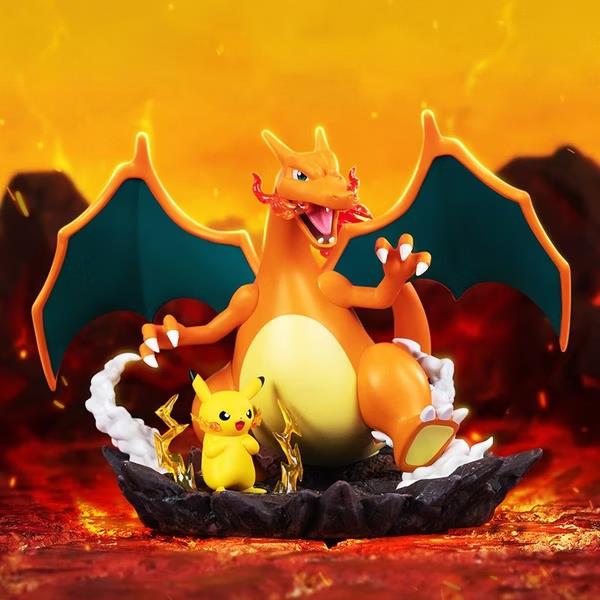 Funism Pokemon Partner Series Charizard and Pikachu 5.47-Inch Figure - View 3