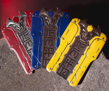 Bethesda Doom: The Dark Ages Keycard Replica 3-Pack in Zinc Alloy - View 7