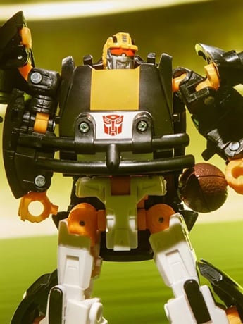 Hasbro Transformers Collaborative NFL x Transformers Pittsburgh Steelers Steelsmash 5.5-Inch Action Figure
