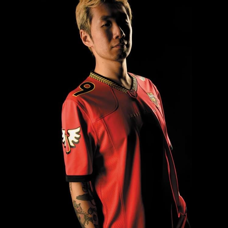 AAA Merchandise Warhammer 40,000 Blood Angels Sports Jersey Apparel - View 5